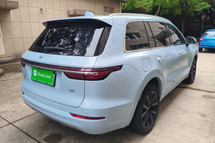 Used Li Auto ONE 2021 Extended-Range 6-Seater Version Rear Right 45 Deg