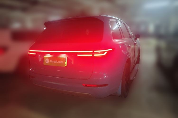Used Li Auto ONE 2021 Extended-Range 6-Seater Version Rear Right 45 Deg