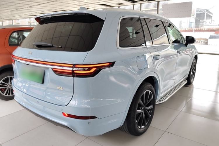 Used Li Auto ONE 2021 Extended-Range 6-Seater Version Rear Right 45 Deg