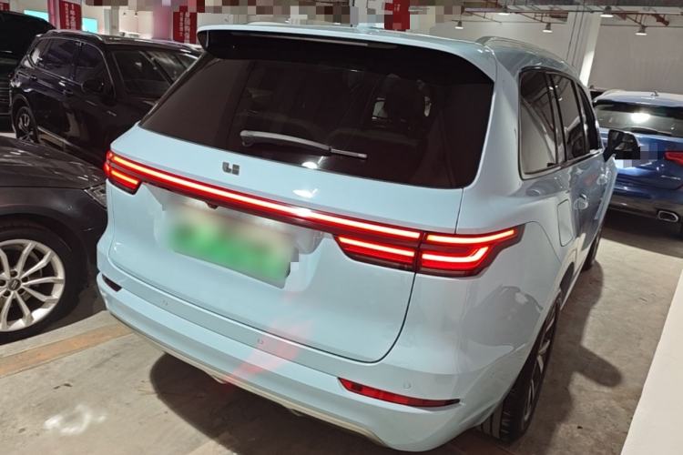 Used Li Auto ONE 2021 Extended-Range 6-Seater Version Rear Right 45 Deg