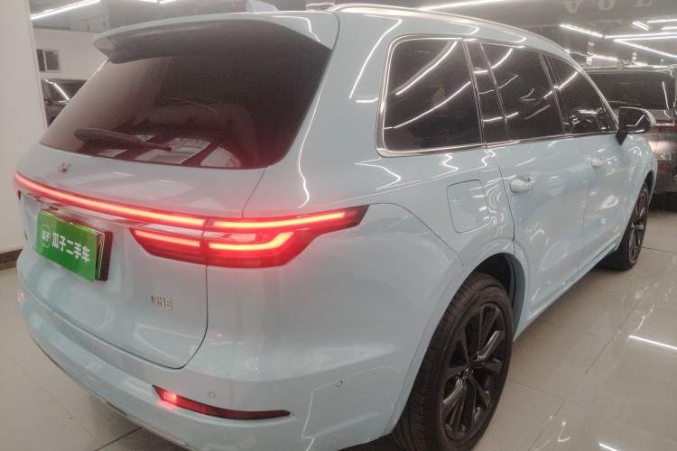 Used Li Auto ONE 2021 Extended-Range 6-Seater Version Rear Right 45 Deg