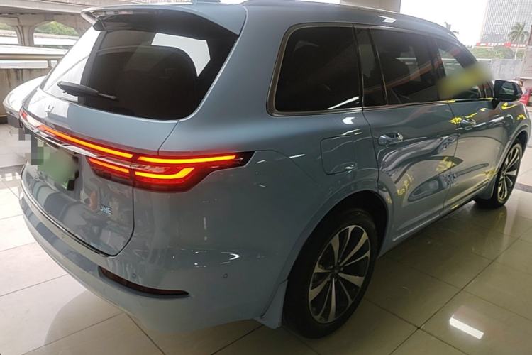 Used Li Auto ONE 2021 Extended-Range 6-Seater Version Rear Right 45 Deg