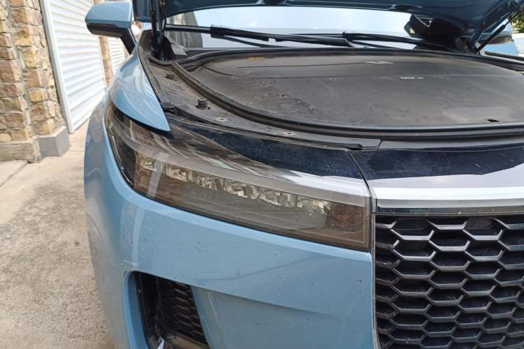 Used Li Auto ONE 2021 Extended-Range 6-Seater Version Right Front Headlight
