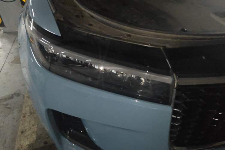 Used Li Auto ONE 2021 Extended-Range 6-Seater Version Right Front Headlight