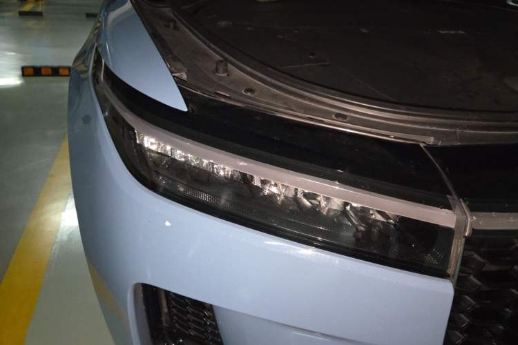 Used Li Auto ONE 2021 Extended-Range 6-Seater Version Right Front Headlight