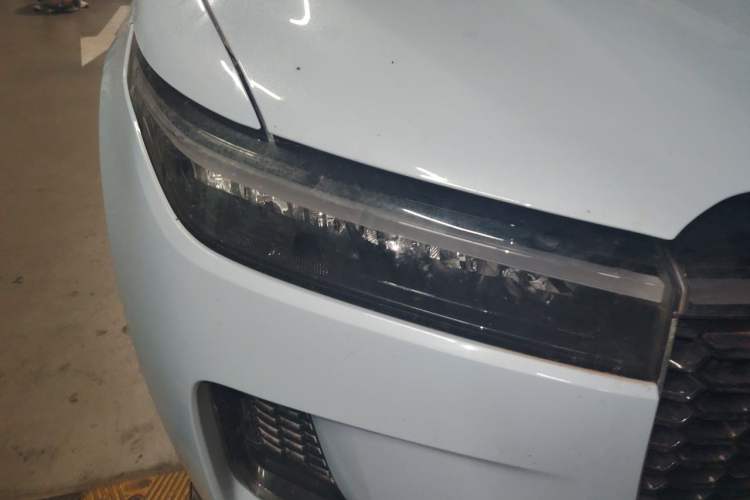 Used Li Auto ONE 2021 Extended-Range 6-Seater Version Right Front Headlight