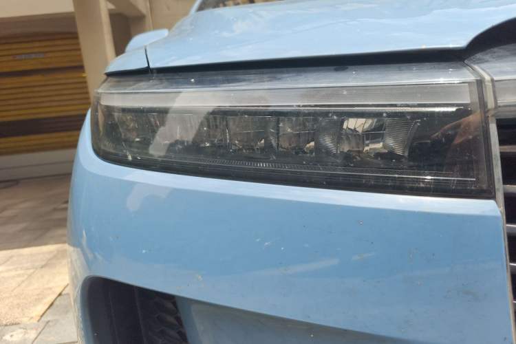 Used Li Auto ONE 2021 Extended-Range 6-Seater Version Right Front Headlight