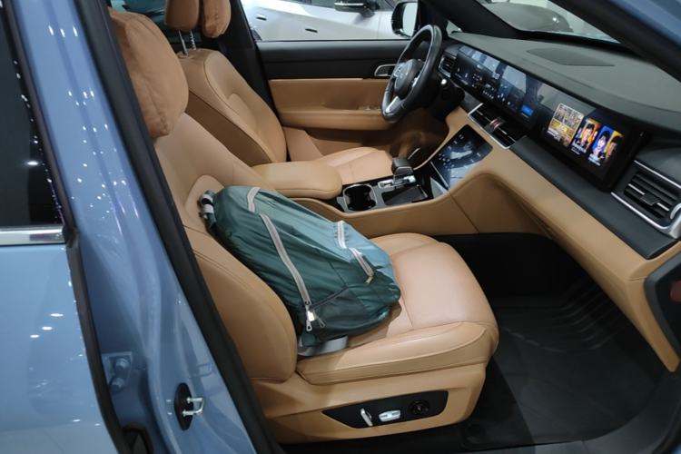Used Li Auto ONE 2021 Extended-Range 6-Seater Version Right Front Seat