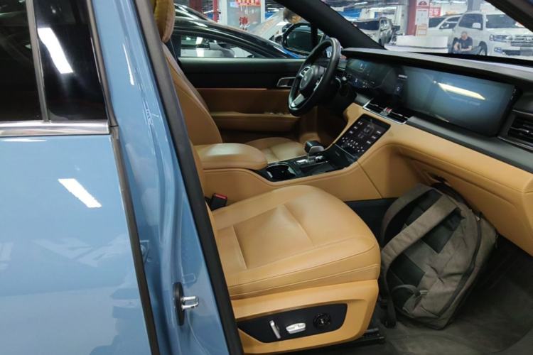 Used Li Auto ONE 2021 Extended-Range 6-Seater Version Right Front Seat