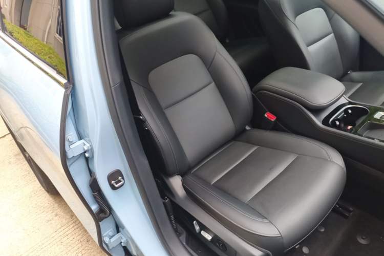 Used Li Auto ONE 2021 Extended-Range 6-Seater Version Right Front Seat
