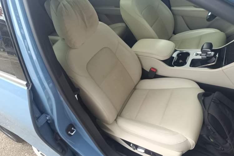 Used Li Auto ONE 2021 Extended-Range 6-Seater Version Right Front Seat