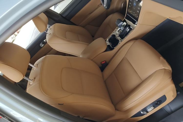 Used Li Auto ONE 2021 Extended-Range 6-Seater Version Right Front Seat