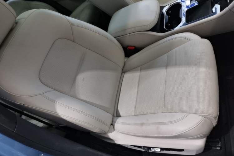 Used Li Auto ONE 2021 Extended-Range 6-Seater Version Right Front Seat