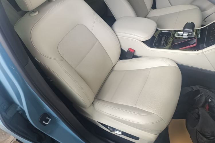 Used Li Auto ONE 2021 Extended-Range 6-Seater Version Right Front Seat