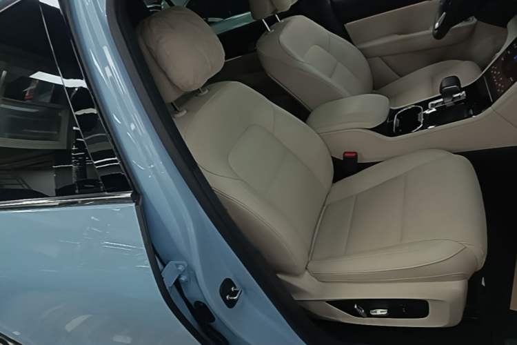 Used Li Auto ONE 2021 Extended-Range 6-Seater Version Right Front Seat