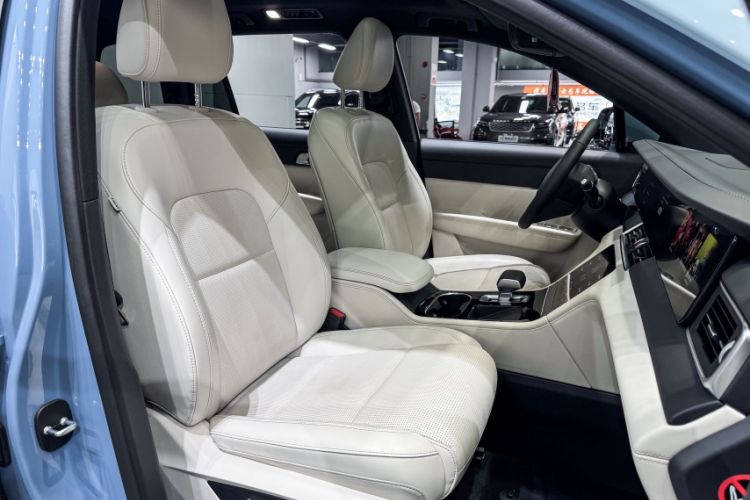 Used Li Auto ONE 2021 Extended-Range 6-Seater Version Right Front Seat