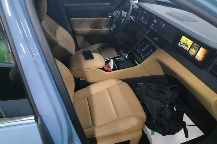 Used Li Auto ONE 2021 Extended-Range 6-Seater Version Right Front Seat