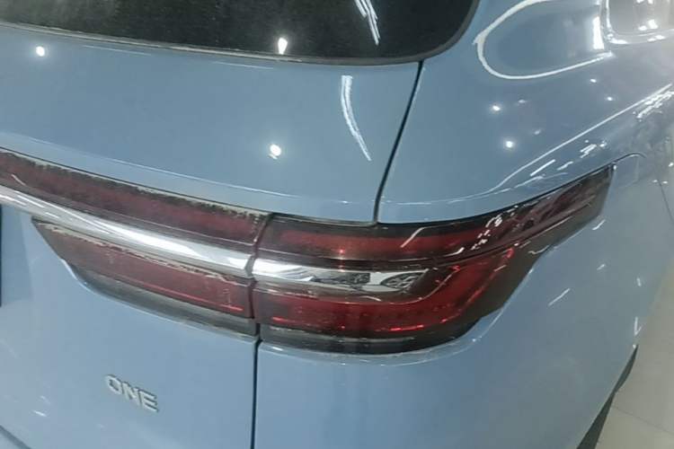 Used Li Auto ONE 2021 Extended-Range 6-Seater Version Right Rear Taillight