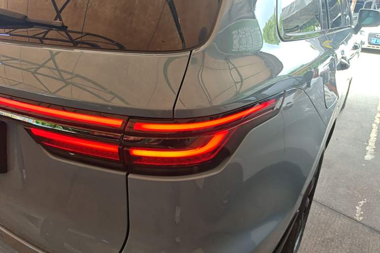 Used Li Auto ONE 2021 Extended-Range 6-Seater Version Right Rear Taillight