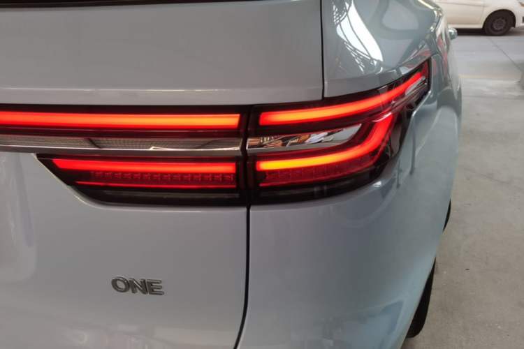 Used Li Auto ONE 2021 Extended-Range 6-Seater Version Right Rear Taillight