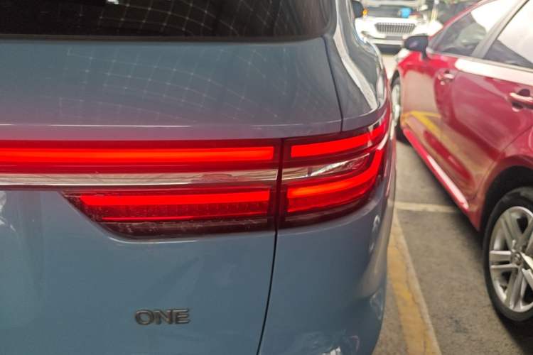 Used Li Auto ONE 2021 Extended-Range 6-Seater Version Right Rear Taillight