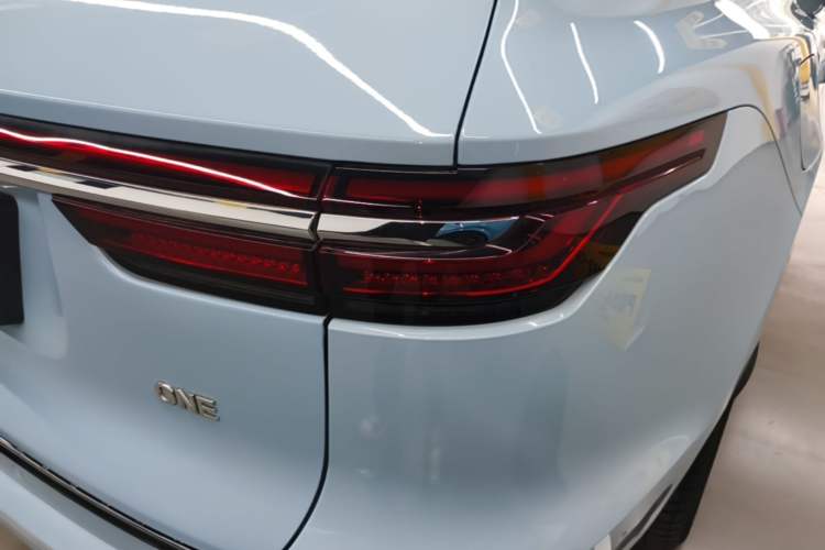 Used Li Auto ONE 2021 Extended-Range 6-Seater Version Right Rear Taillight