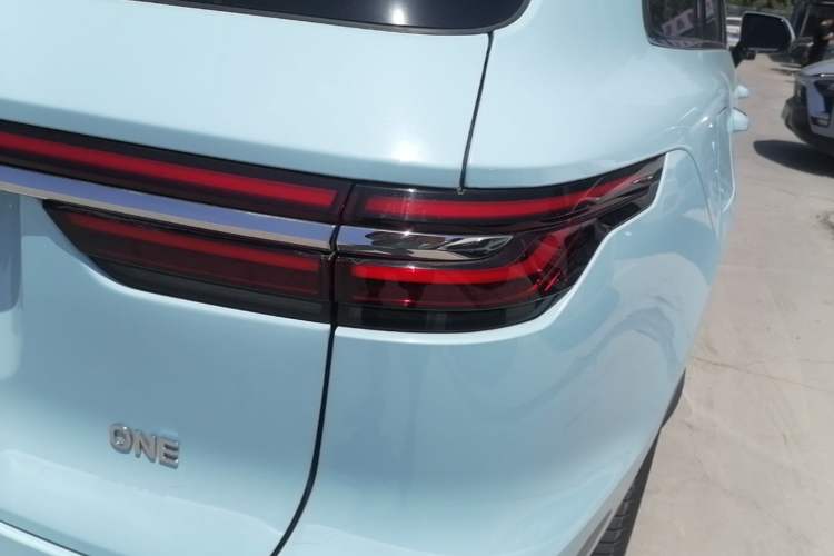 Used Li Auto ONE 2021 Extended-Range 6-Seater Version Right Rear Taillight