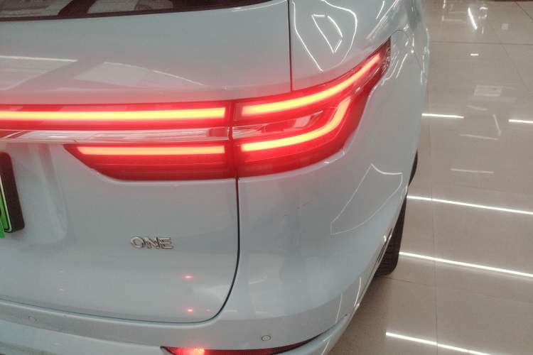 Used Li Auto ONE 2021 Extended-Range 6-Seater Version Right Rear Taillight