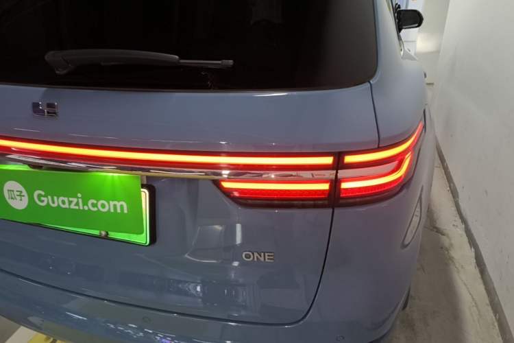 Used Li Auto ONE 2021 Extended-Range 6-Seater Version Right Rear Taillight
