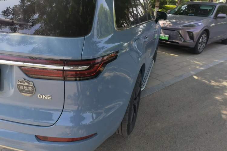 Used Li Auto ONE 2021 Extended-Range 6-Seater Version Right Rear Taillight