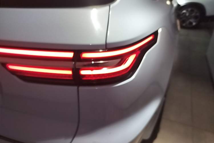Used Li Auto ONE 2021 Extended-Range 6-Seater Version Right Rear Taillight