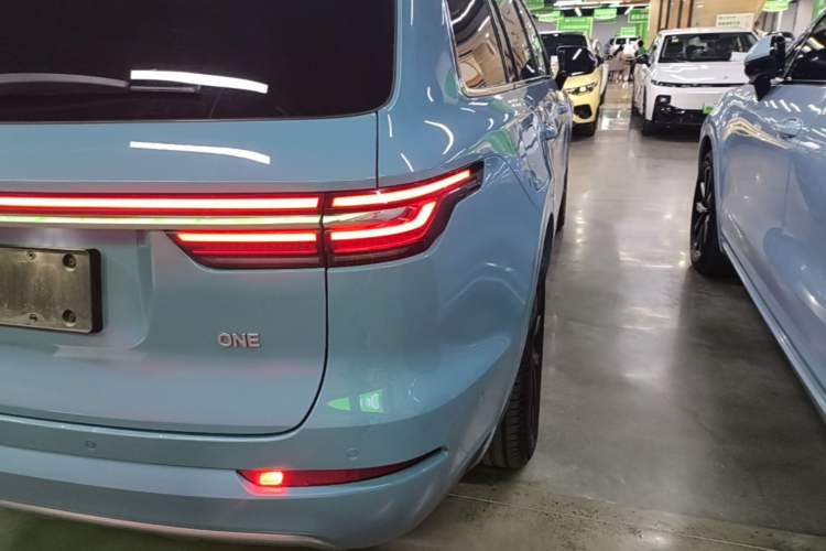 Used Li Auto ONE 2021 Extended-Range 6-Seater Version Right Rear Taillight