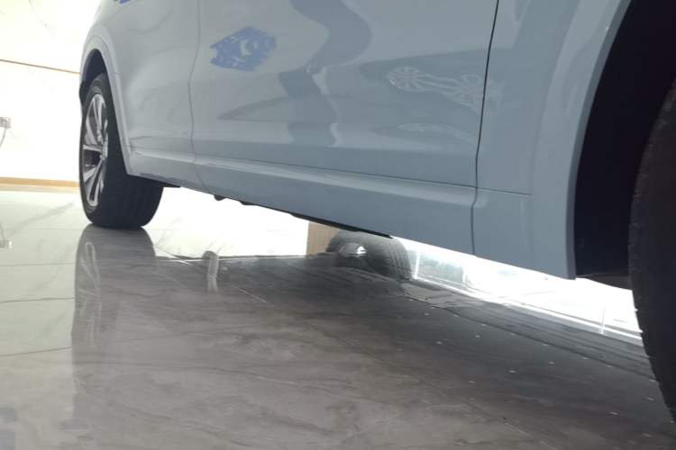 Used Li Auto ONE 2021 Extended-Range 6-Seater Version Right Side Sill