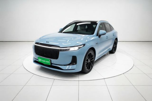 Ojetý Li Auto ONE 2021 Extended-Range 6-Seater Version