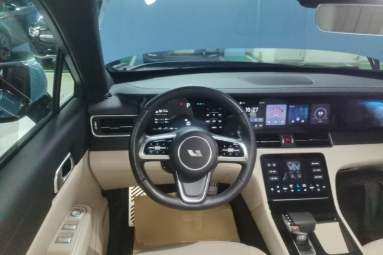 Used Li Auto ONE 2021 Extended-Range 6-Seater Version Steering Wheel