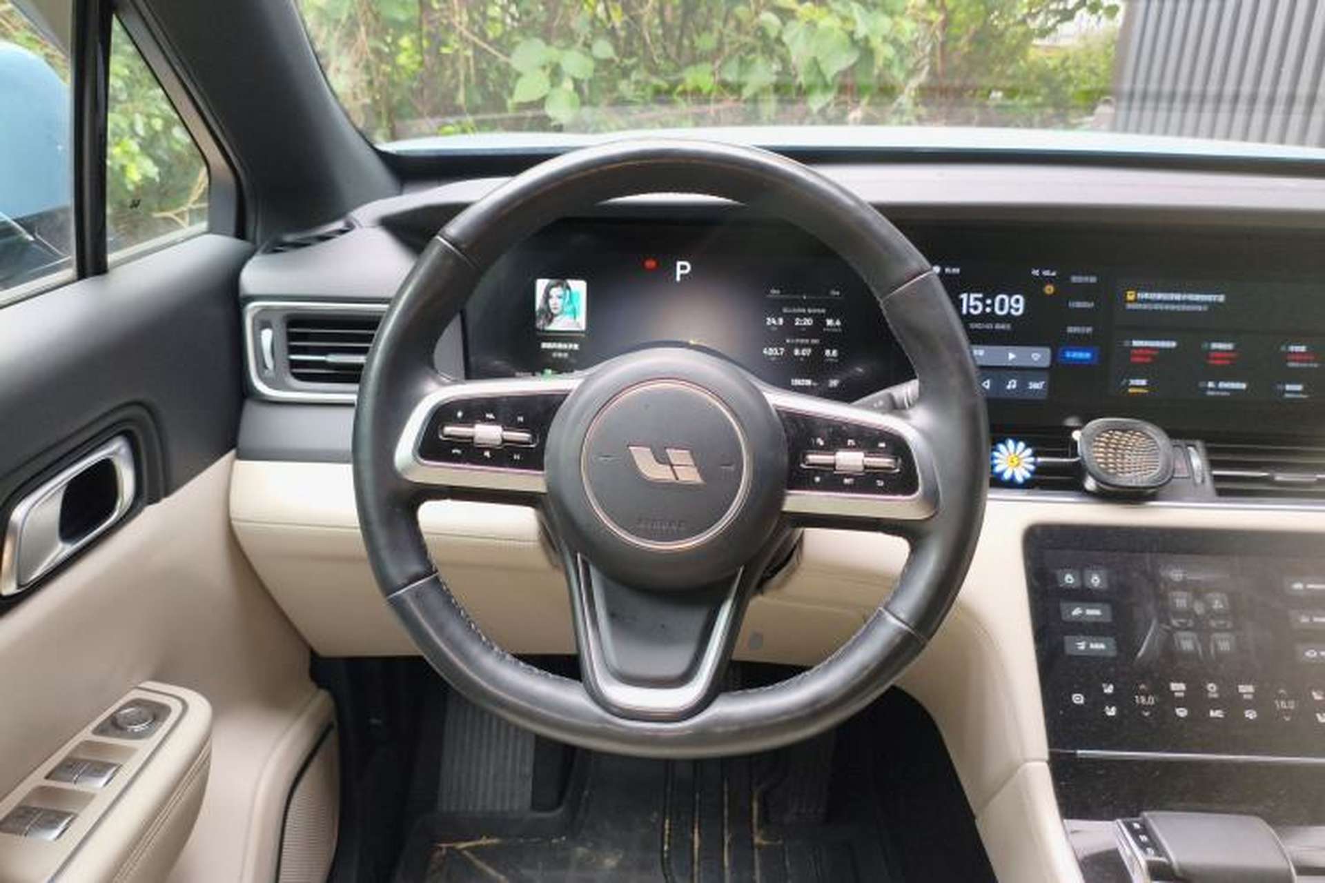 Used Li Auto ONE 2021 Extended-Range 6-Seater Version Steering Wheel