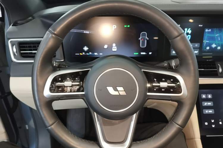 Used Li Auto ONE 2021 Extended-Range 6-Seater Version Steering Wheel