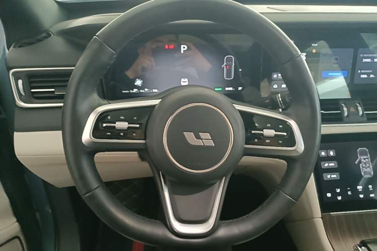 Used Li Auto ONE 2021 Extended-Range 6-Seater Version Steering Wheel