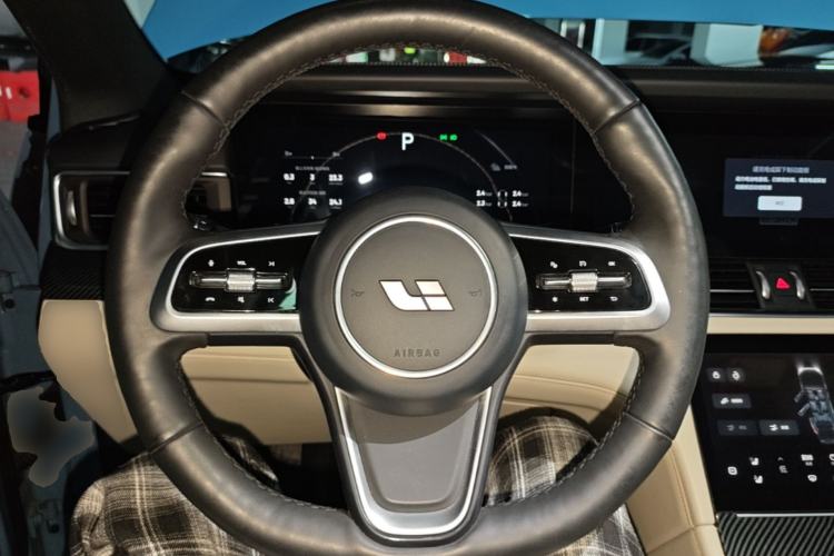 Used Li Auto ONE 2021 Extended-Range 6-Seater Version Steering Wheel