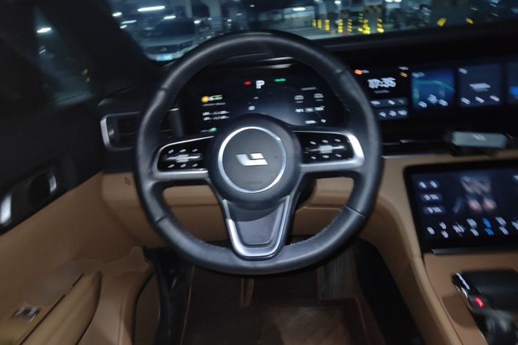 Used Li Auto ONE 2021 Extended-Range 6-Seater Version Steering Wheel