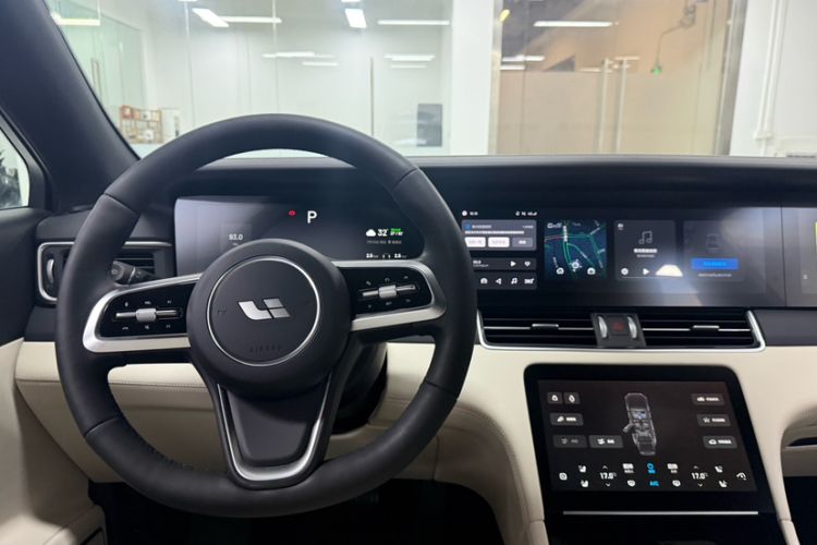 Used Li Auto ONE 2021 Extended-Range 6-Seater Version Steering Wheel