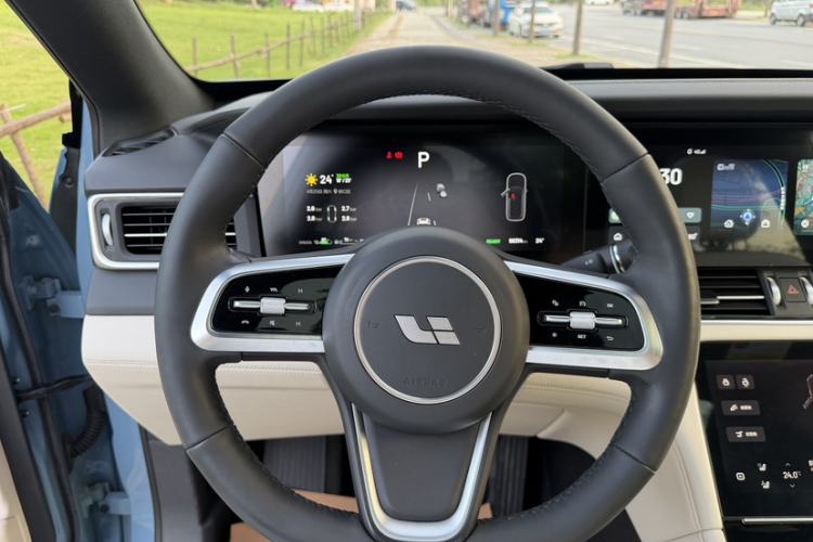 Used Li Auto ONE 2021 Extended-Range 6-Seater Version Steering Wheel