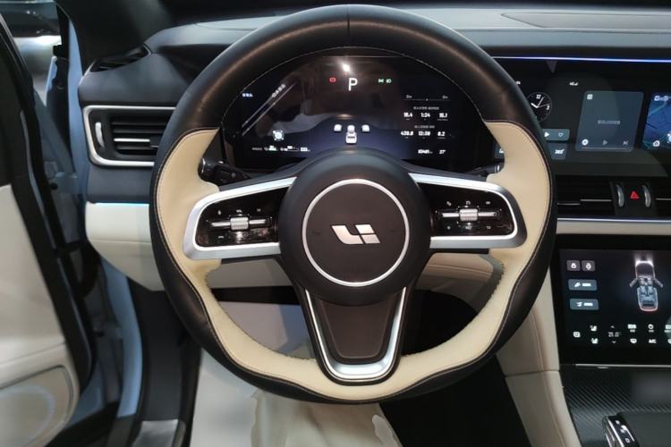 Used Li Auto ONE 2021 Extended-Range 6-Seater Version Steering Wheel