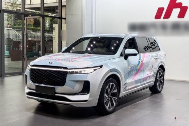 Ojetý Li Auto ONE 2021 Extended-Range 6-Seater Version
