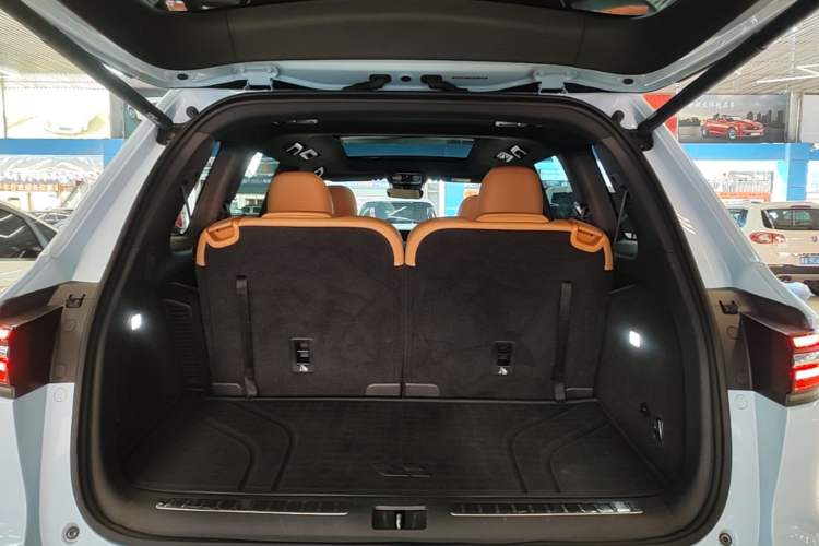 Used Li Auto ONE 2021 Extended-Range 6-Seater Version Trunk