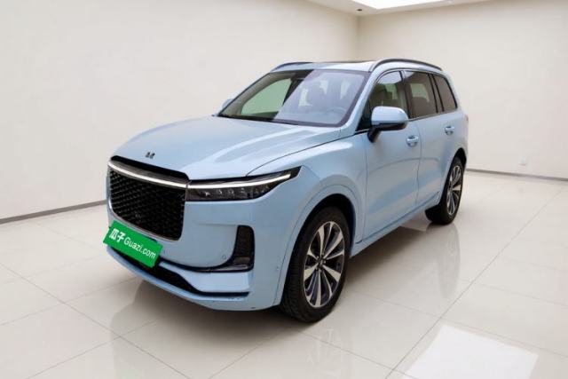 Ojetý Li Auto ONE 2021 Extended-Range 6-Seater Version