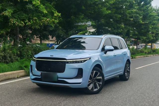 Li Auto ONE 2021 Extended-Range 6-Seater Version d’occasion