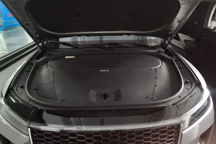Used Li Auto ONE 2021 Extended-Range 6-Seater Version Engine Bay