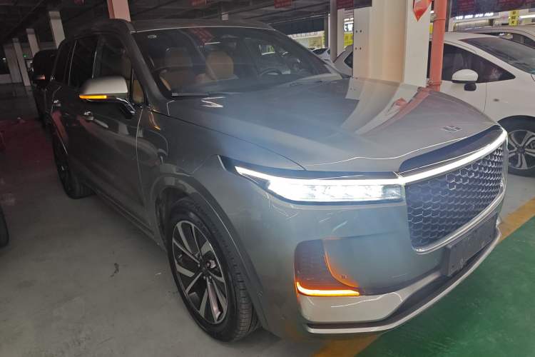 Used Li Auto ONE 2021 Extended-Range 6-Seater Version Exterior 2