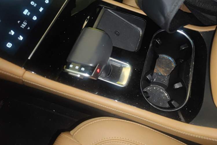 Used Li Auto ONE 2021 Extended-Range 6-Seater Version Gear Lever